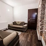Galantowka 3* زاكوباني